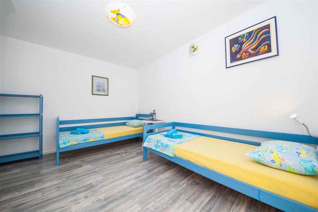 Apartments Plana, Zaostrog Buitenkant foto